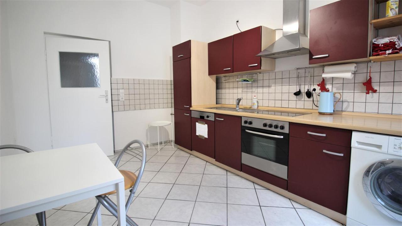 Privatzimmer Nahe Bahnhof Und City Вюрцбург Екстер'єр фото